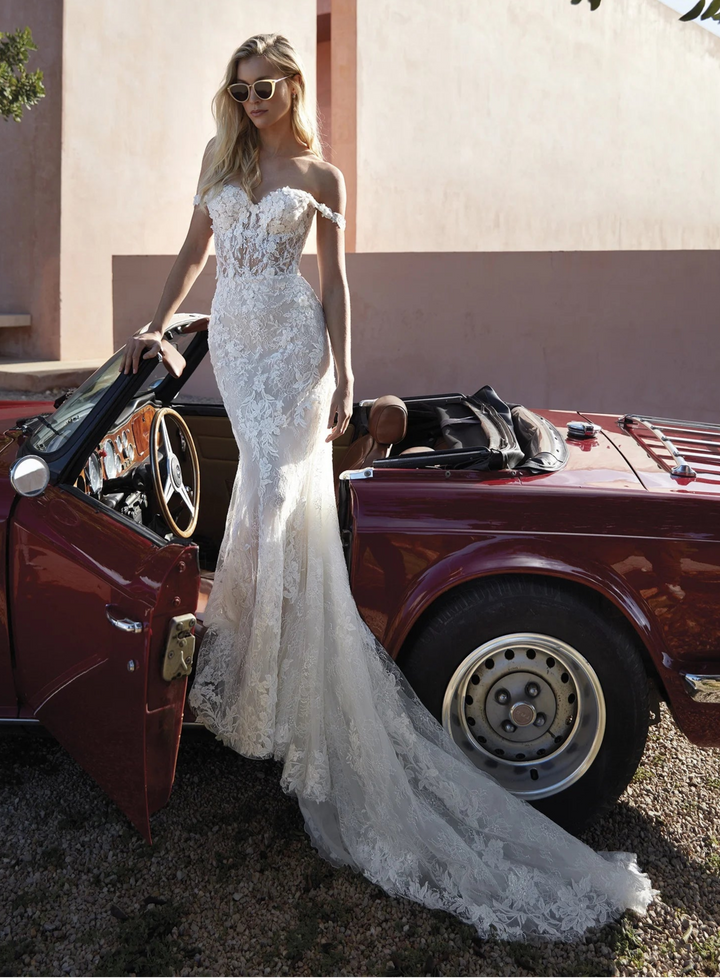 Pronovias Phuket - Size 14