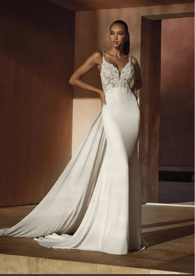 Pronovias Roman - Size 22