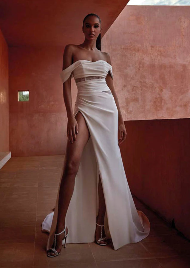 Pronovias Sunj - Size 10