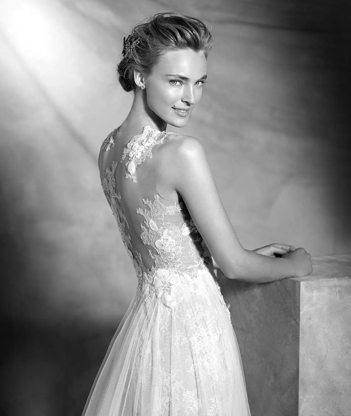 Pronovias Vintage - Size 8