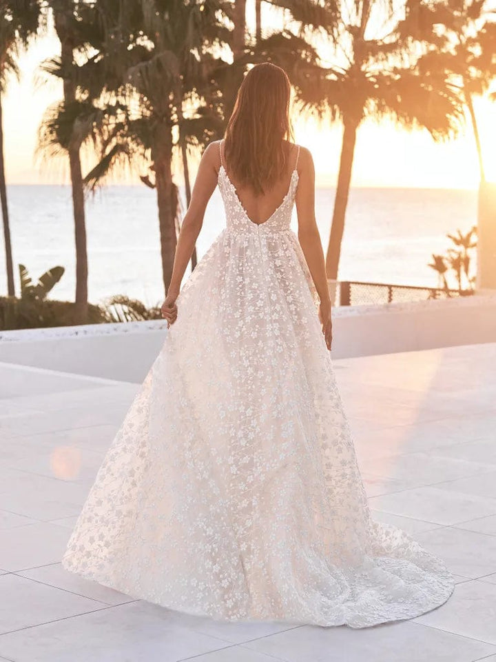Pronovias Yuki - Size 14