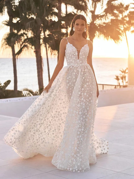 Pronovias Yuki - Size 10 – Luxe Redux Bridal