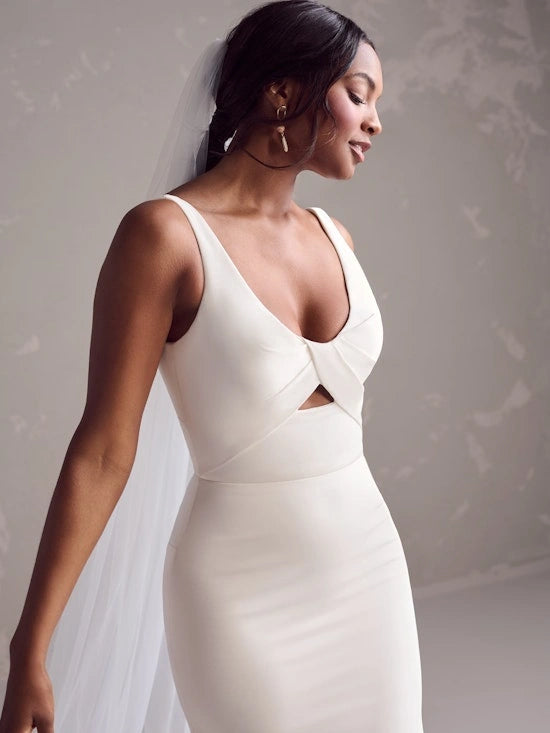 Rebecca Ingram Iliana - Size 16