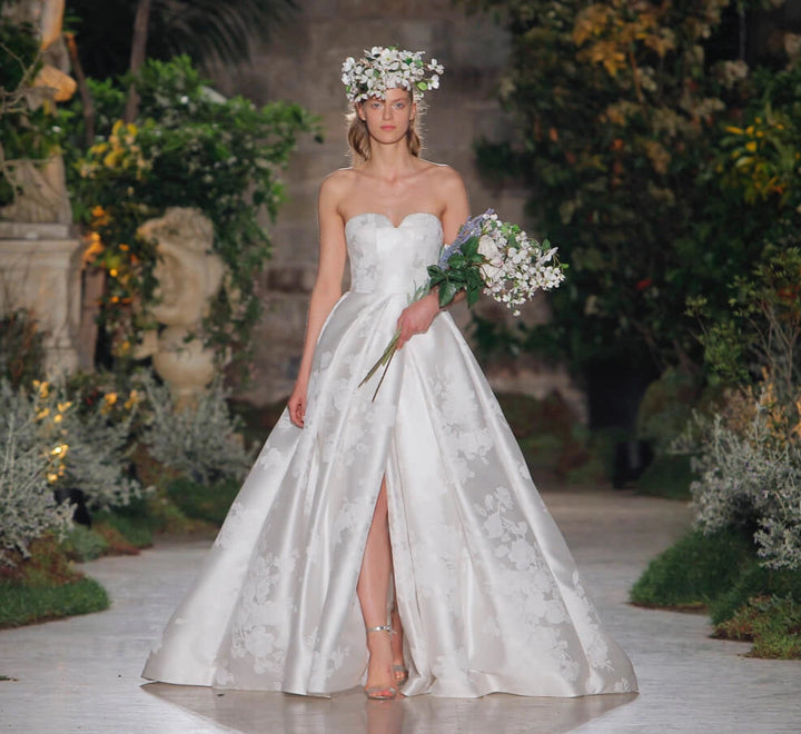 Reem Acra Flock of Angels - Size 8