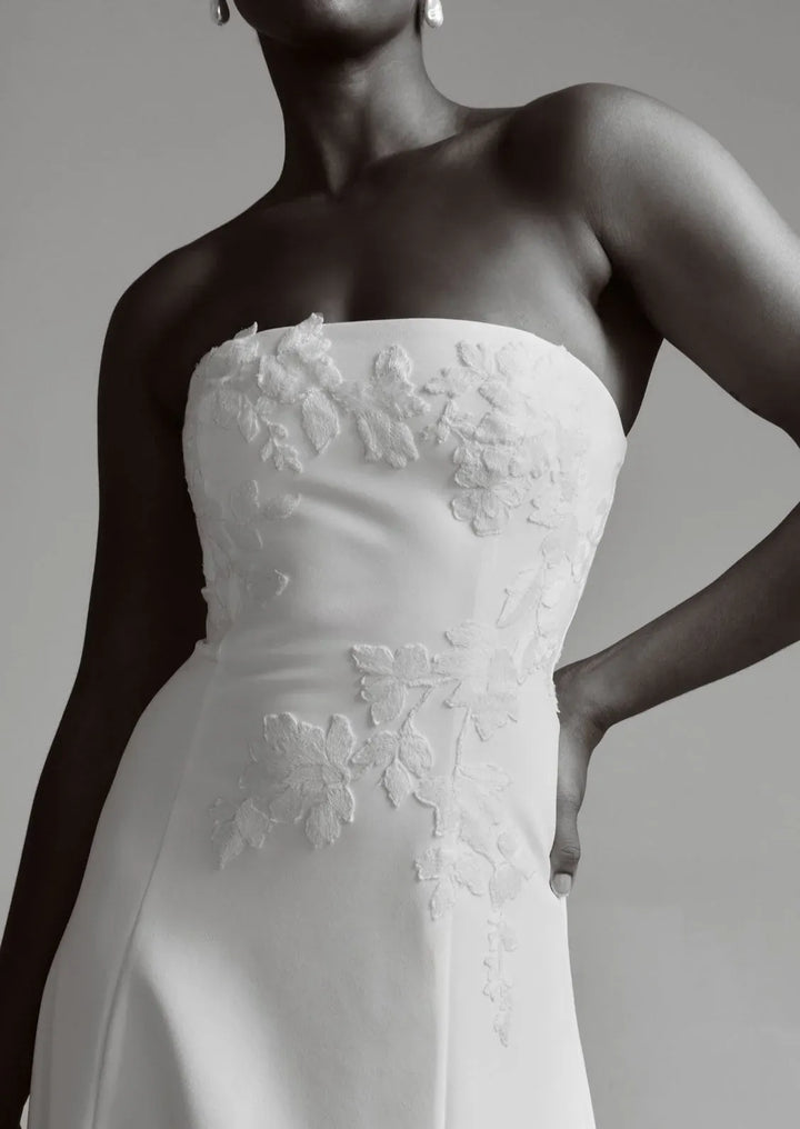 Renhue Josephine RH103 - Size 4