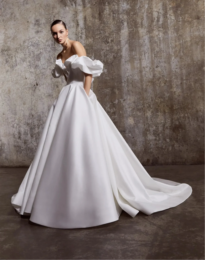 Rita Vinieris Hailey - Size 10