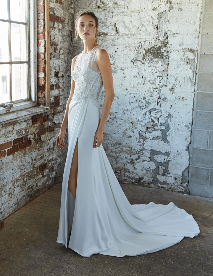 Rivini Grace [Sleeveless] - Size 10