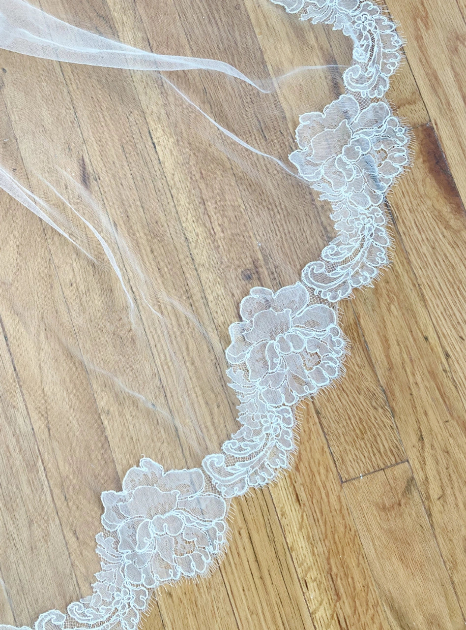 Sara Gabriel Lillian Veil