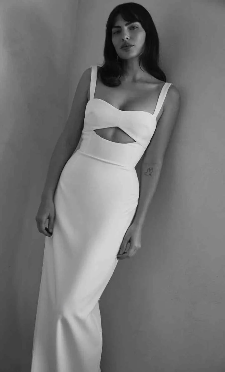 full front of sarah seven daphne ivory crepe fitted wedding dress with a keyhole detail at the front