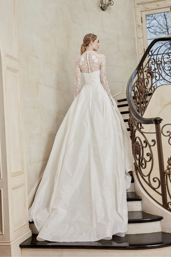 Sareh Nouri Mary Catherine - Size 10