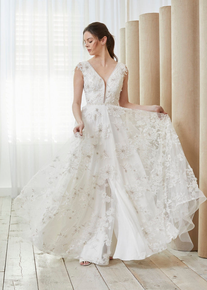 Savin London Isabella - Size 8