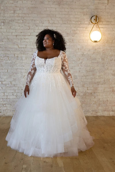 celeste lace dress product info and reviews Celeste Ruched Lace Panel Maxi Dress – House of Fleur main image 0