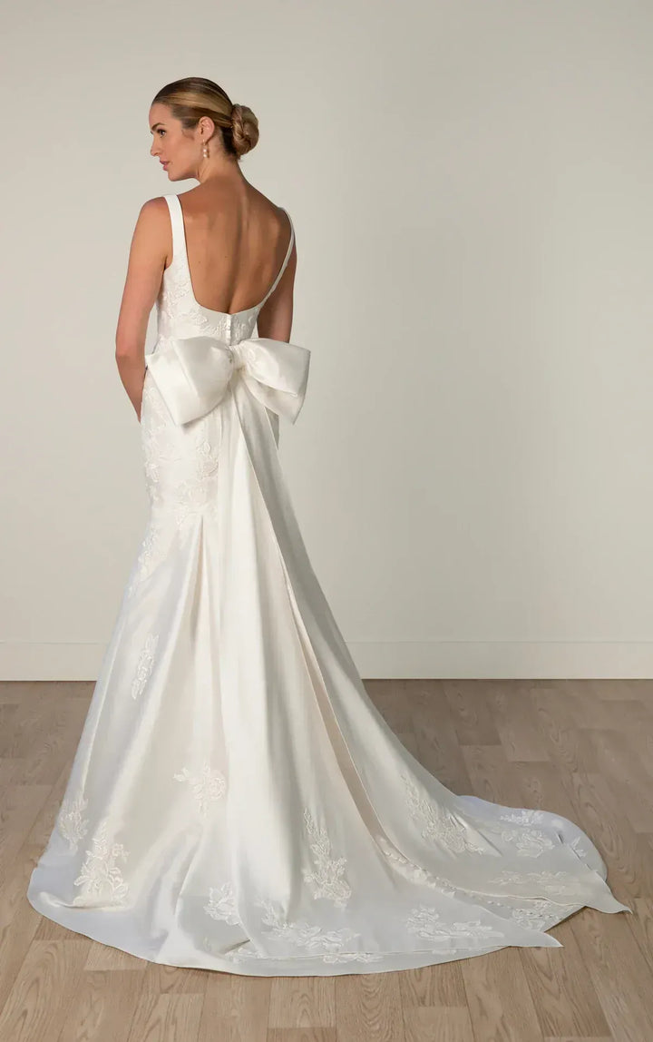 Stella York 8047 - Size 12