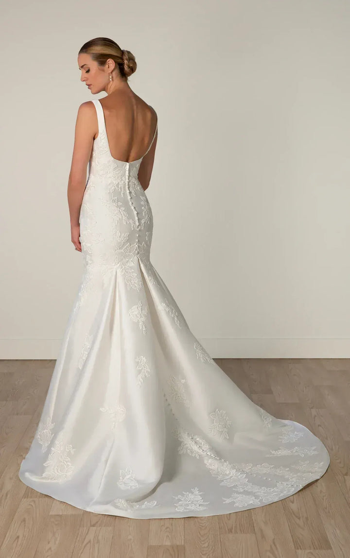 Stella York 8047 - Size 12
