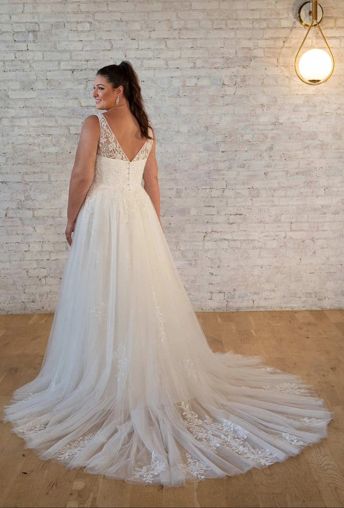 Stella York 7616 - Size 22 – Luxe Redux Bridal