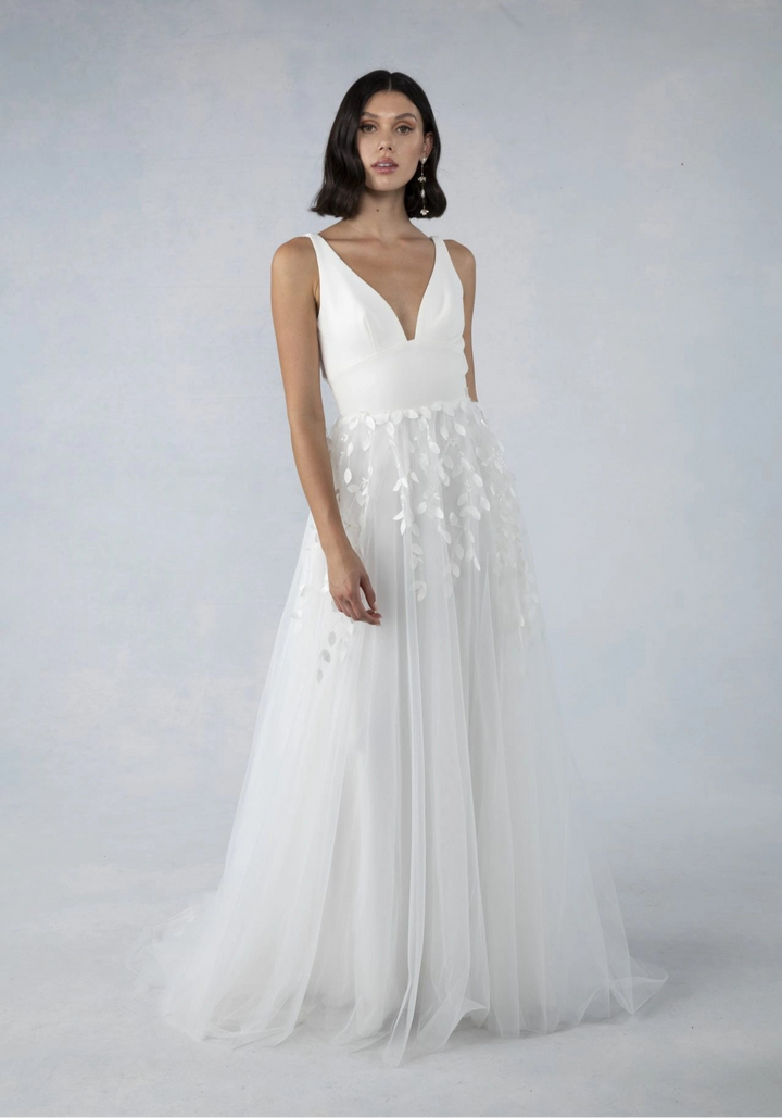 Tara Lauren Allegra - Size 16