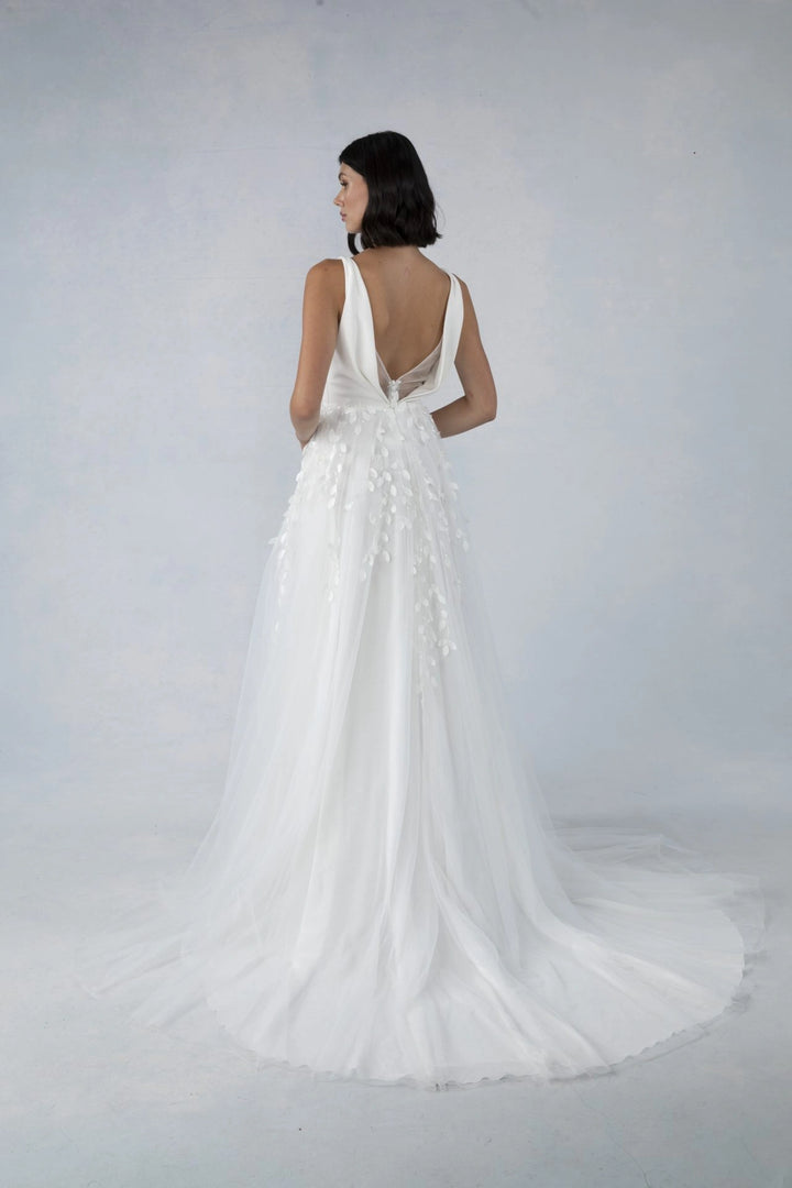 Tara Lauren Allegra - Size 16
