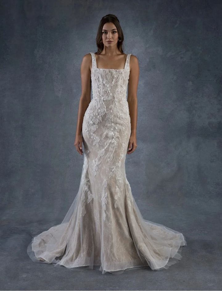 Tara Lauren Carmel - Size 10