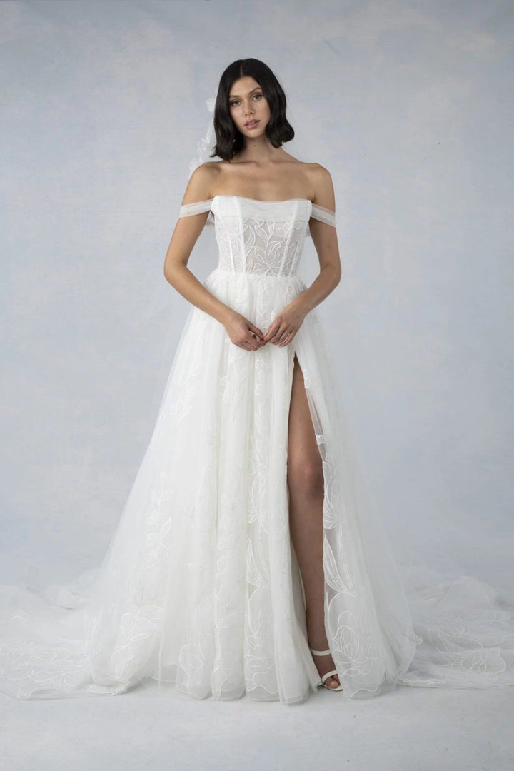 Tara Lauren De Mille - Size 16