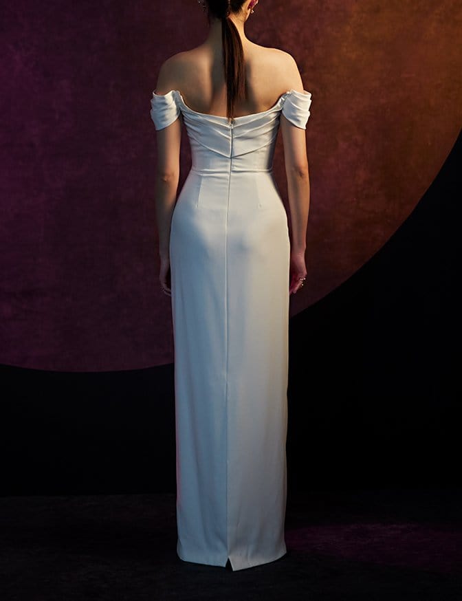 Theia Couture Nova + Train - Size 14