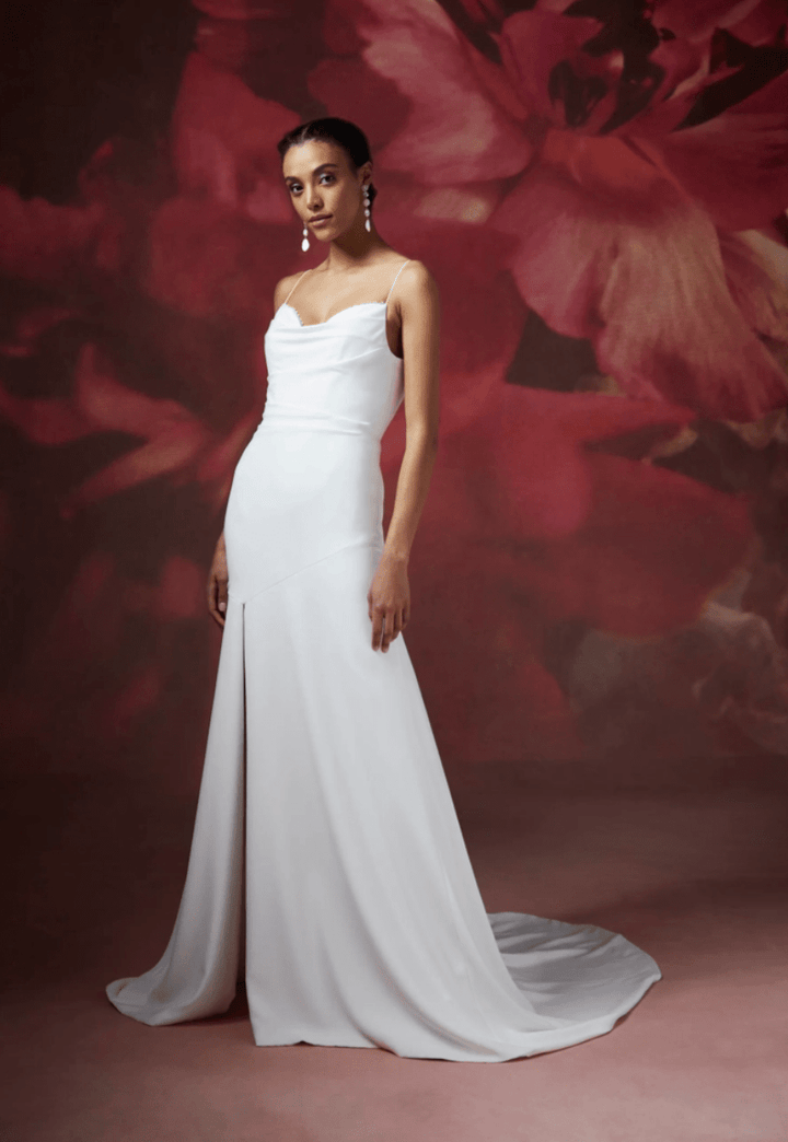 Theia Opal - Size 12