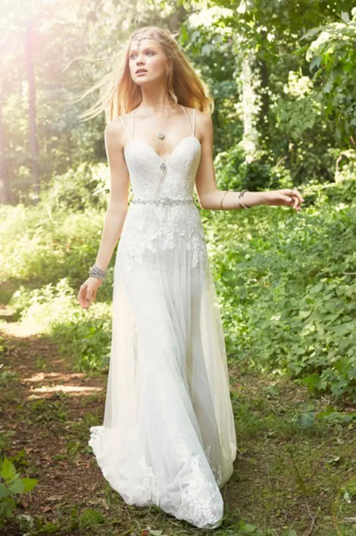 Ti Adora 7560 - Size 12