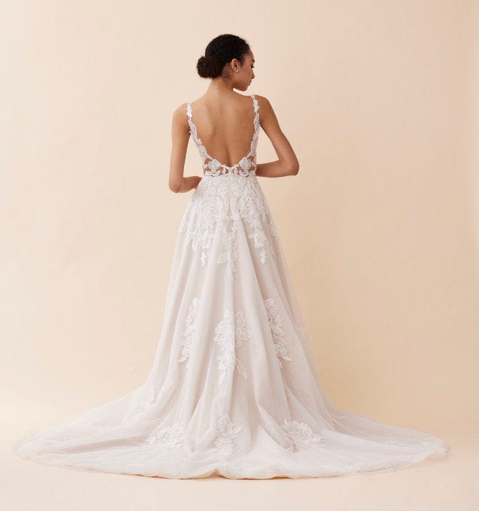 Ti Adora Freesia 72253 - Size 22 Luxe Redux Bridal Ti Adora Freesia 72253 - Size 22 Luxe Redux Bridal