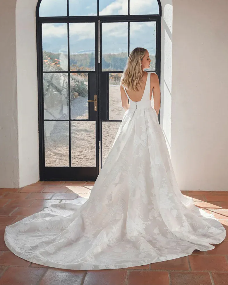 Vagabond Phaedra - Size 8