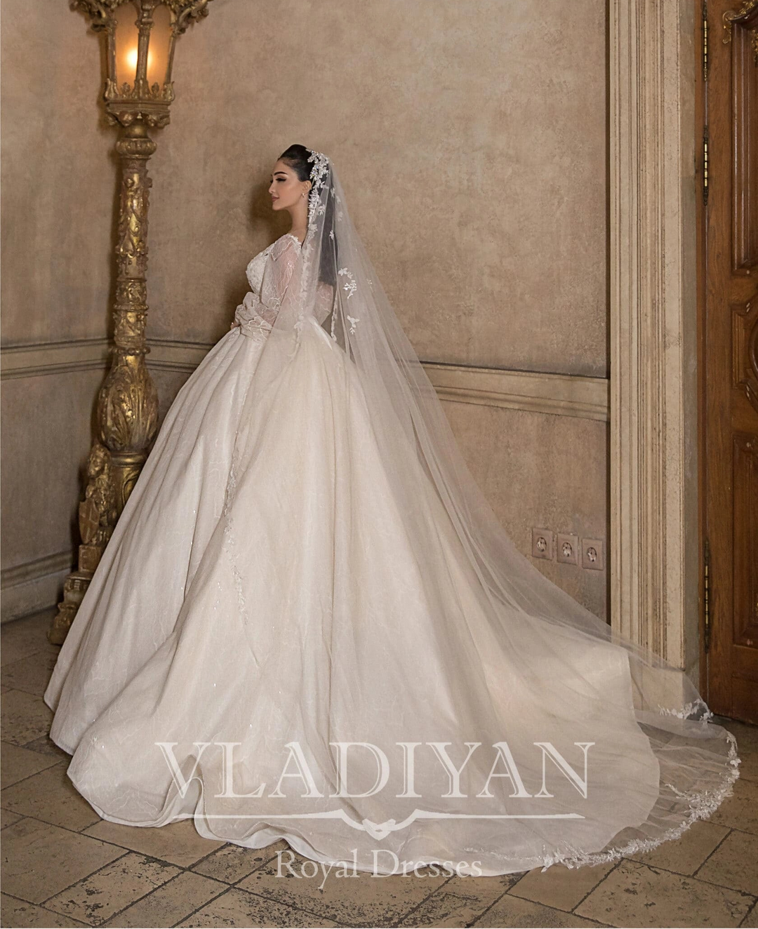 Vladiyan DV2104 - Size 6