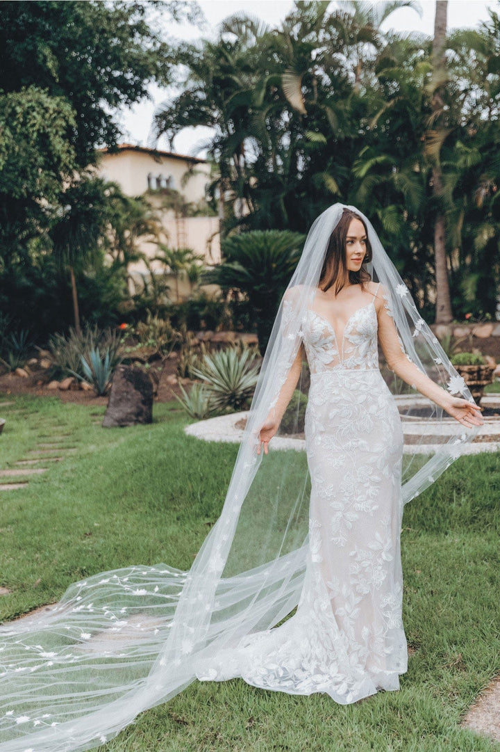 WTOO Paloma 18109W [With Sleeves] - Size 12