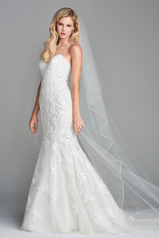 WTOO Oona + Sleeves - Size 8 – Luxe Redux Bridal