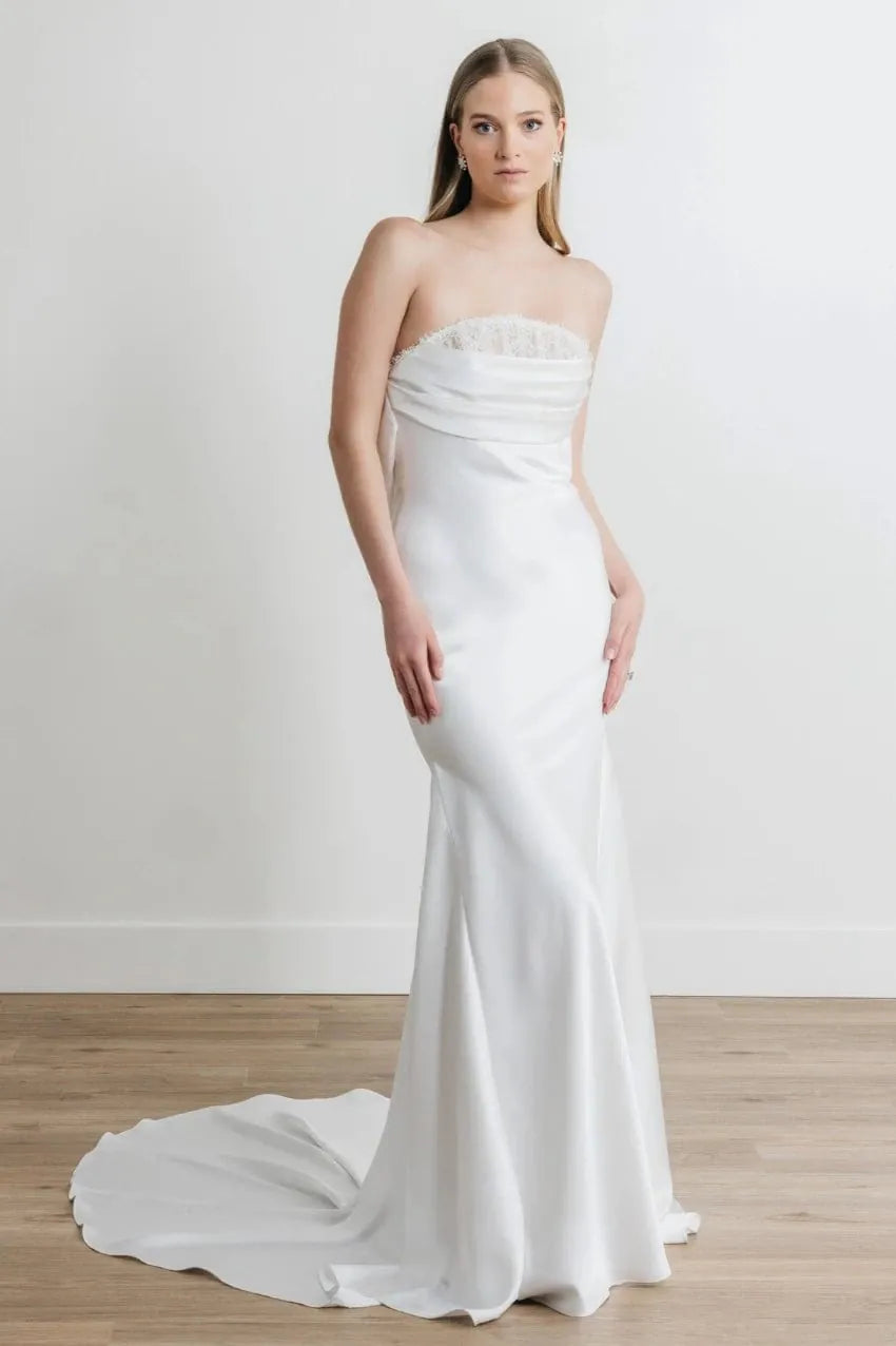 Watters Eowyn 68407B - Size 8