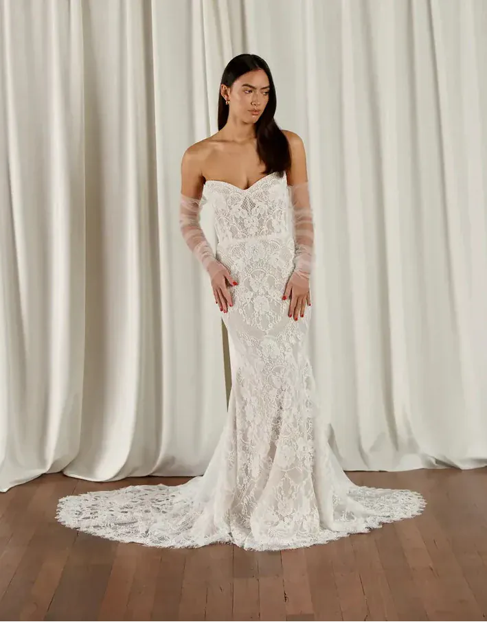 White April WA23015 - Size 10