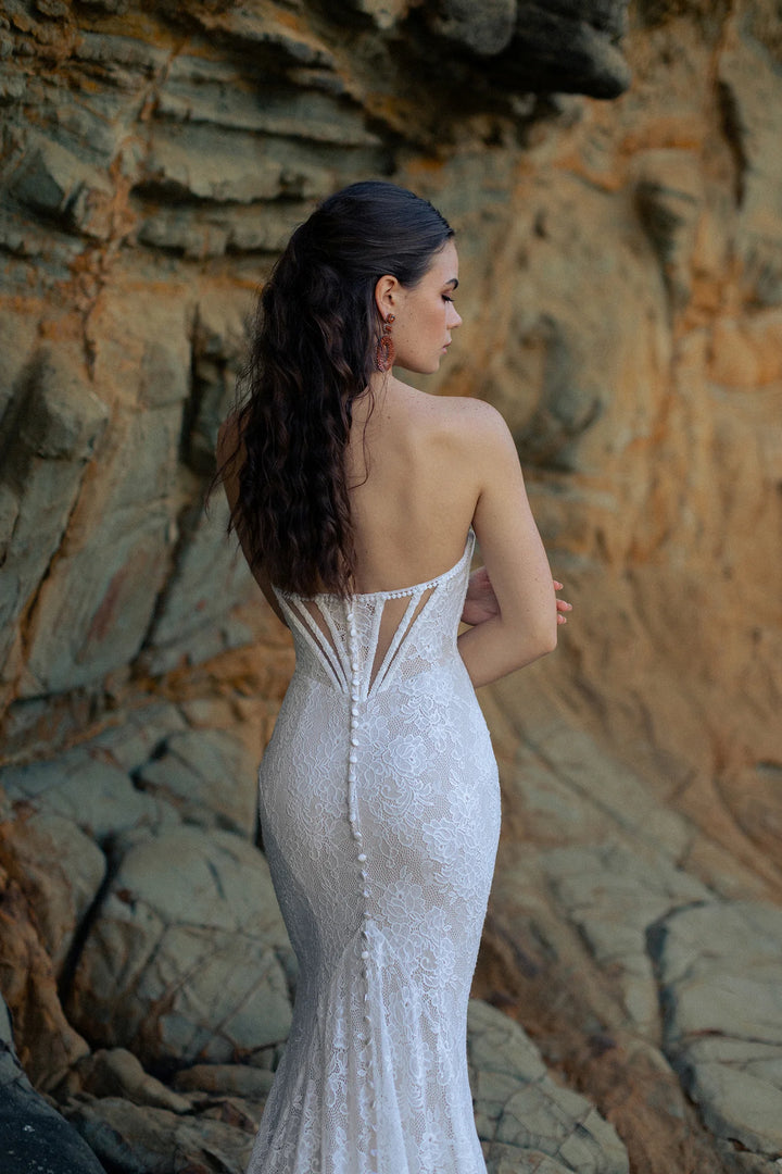 Wilderly Bride Azalea - Size 10