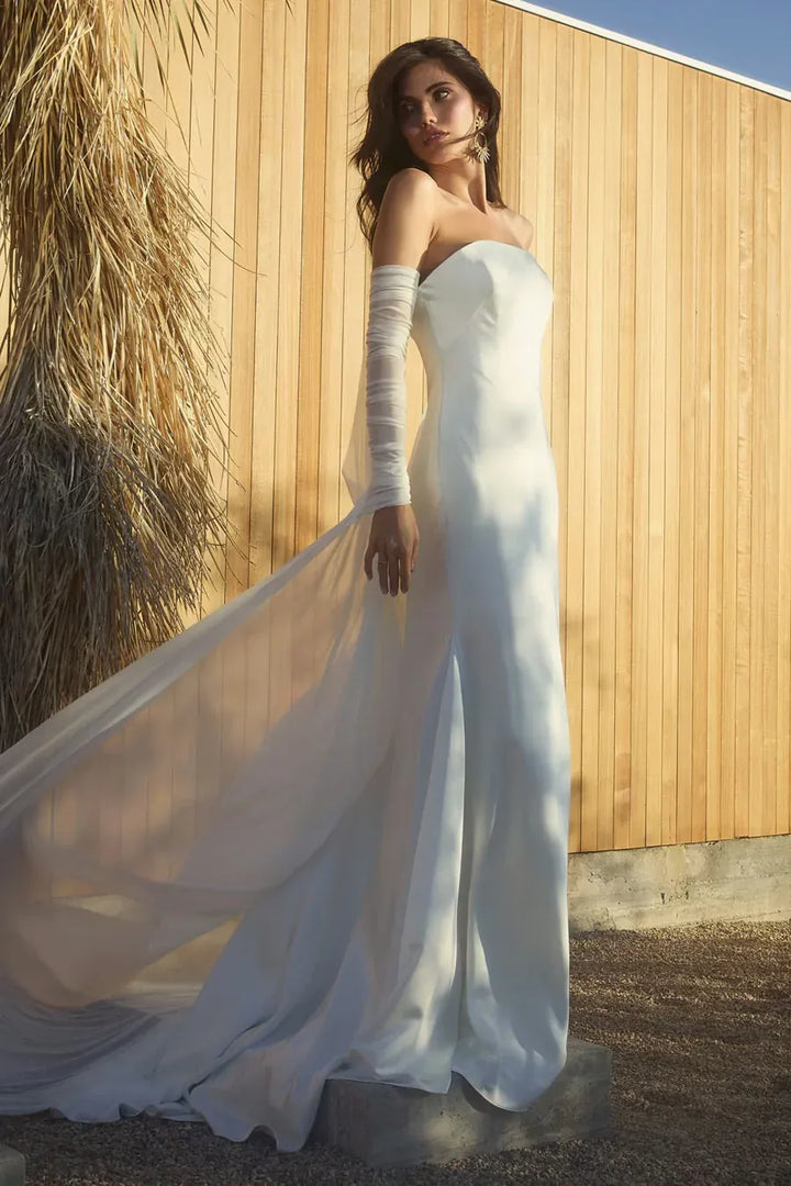 Willowby by Watters Comet + Cape - Size 12, Extra Length