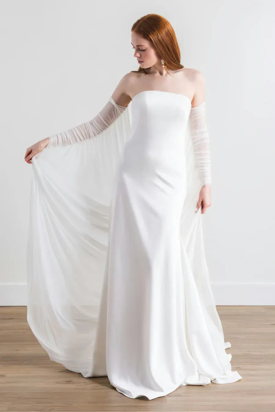 Willowby by Watters Comet + Cape - Size 12, Extra Length