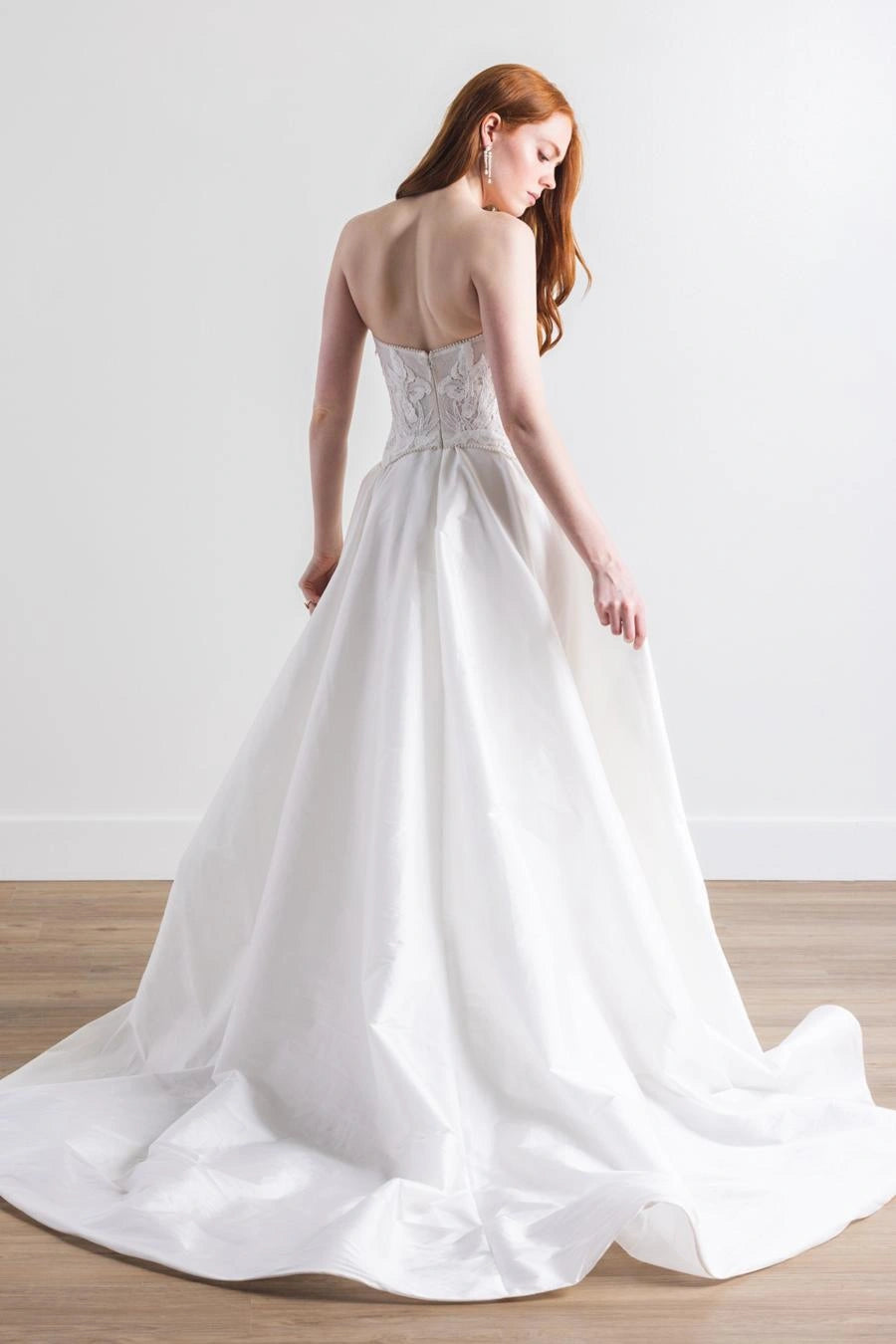 Willowby by Watters Dawn - Size 8