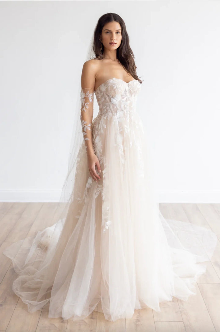 WTOO Austin 19085 - Size 10