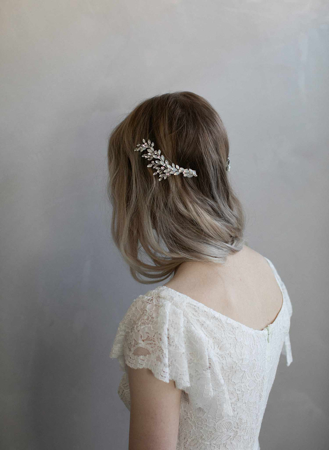 Twigs & Honey 916 Hair Clip [Left]