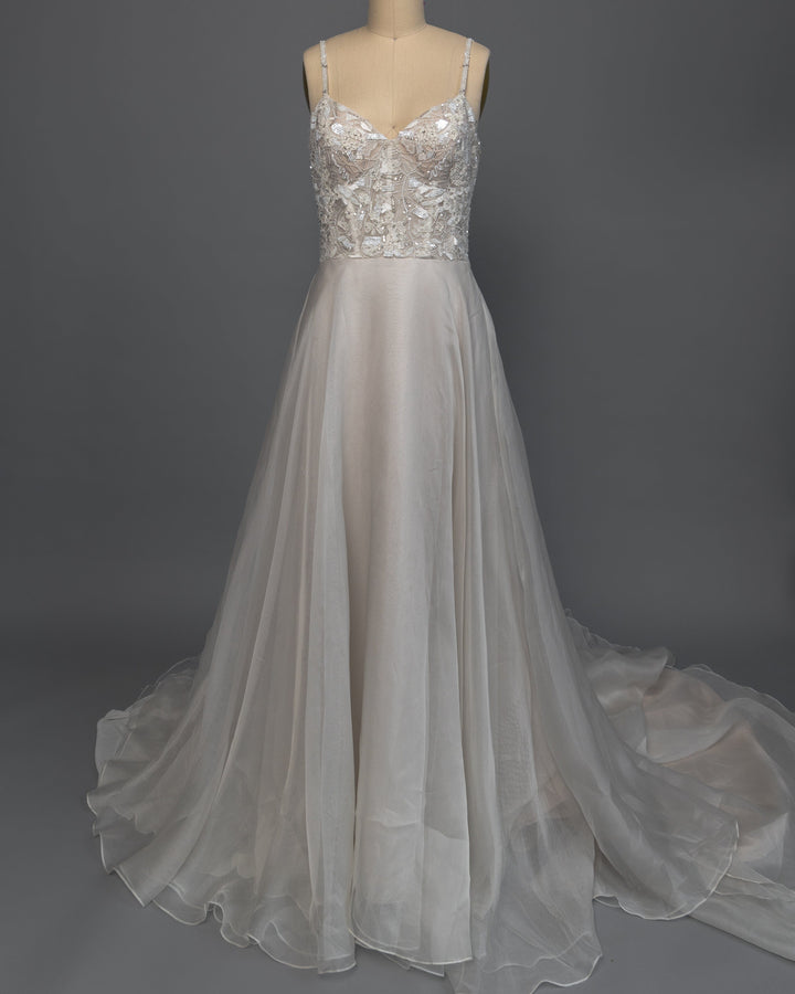 Allison Webb Everleigh - Size 10