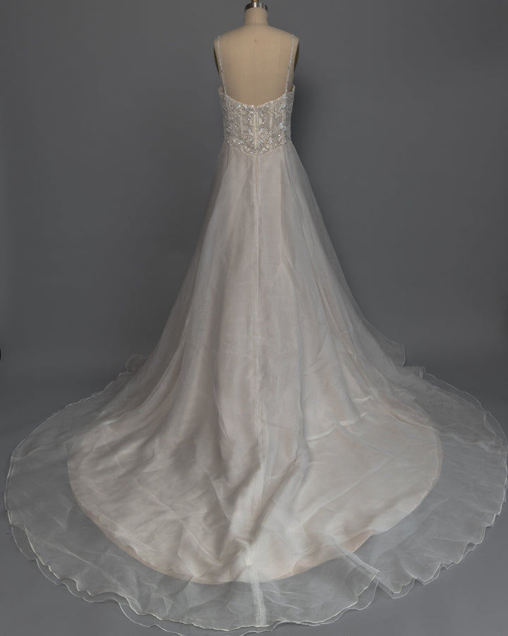 Allison Webb Everleigh - Size 10