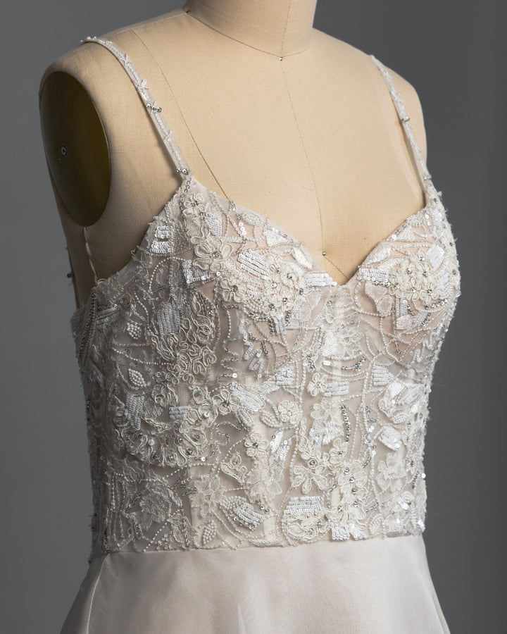 Allison Webb Everleigh - Size 10