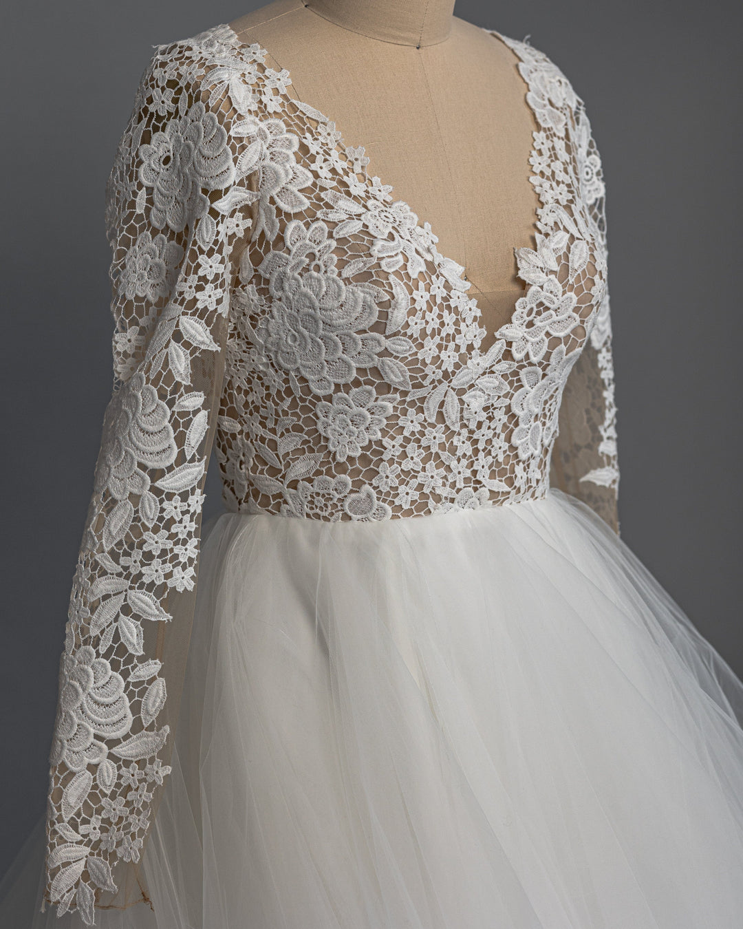 hayley paige long sleeve blush dress Style 6600S Hayley Hayley Paige bridal gown