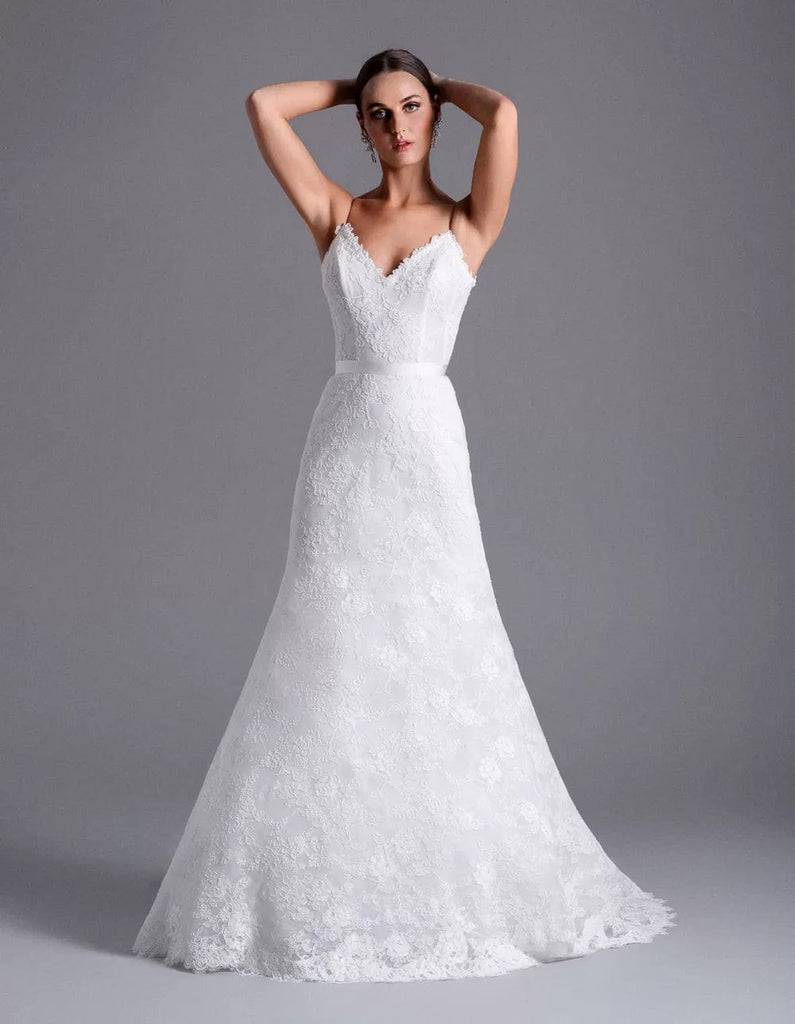 Preloved nonusable caroline castigliano silk bridal