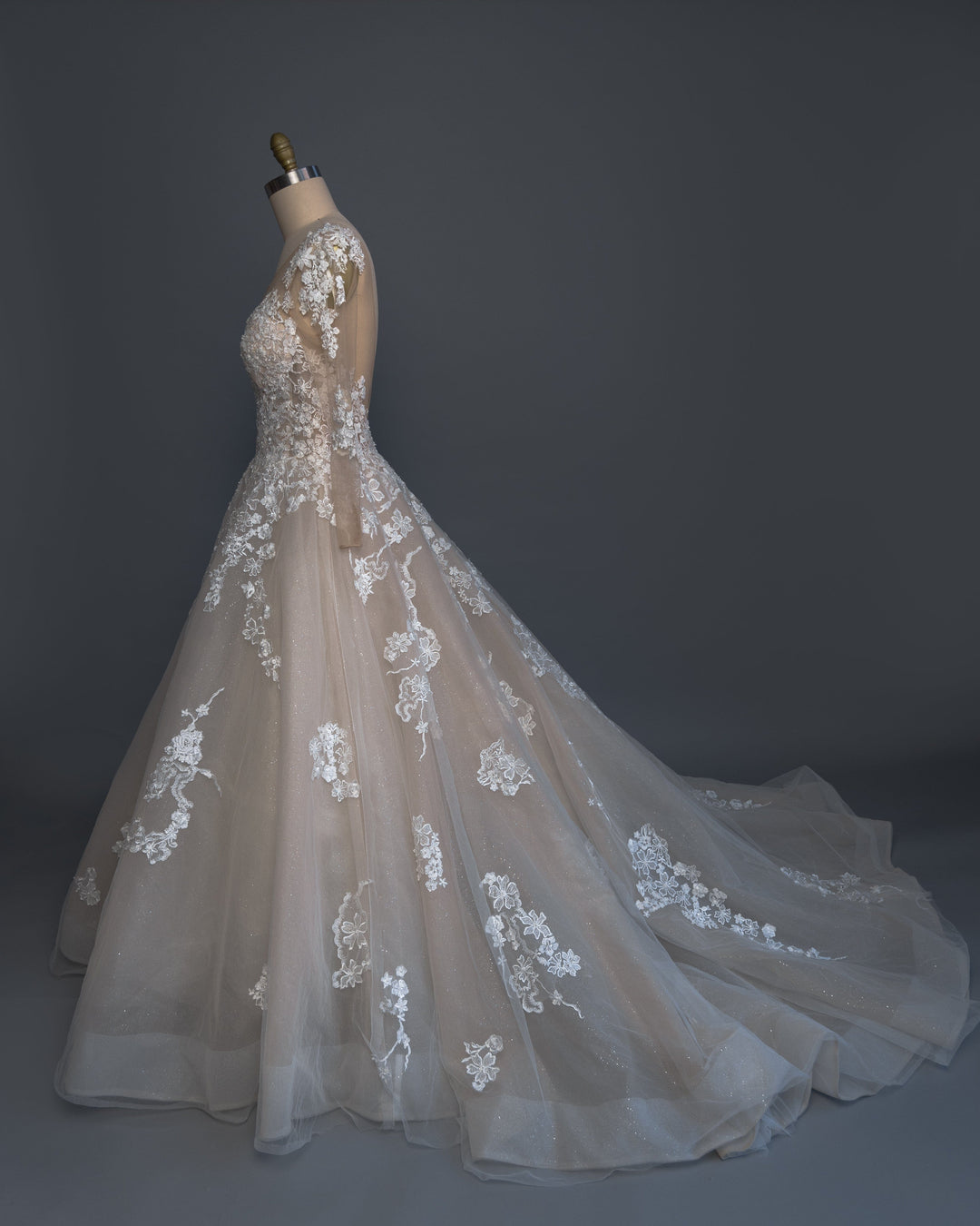 Demetrios 843 - Size 16