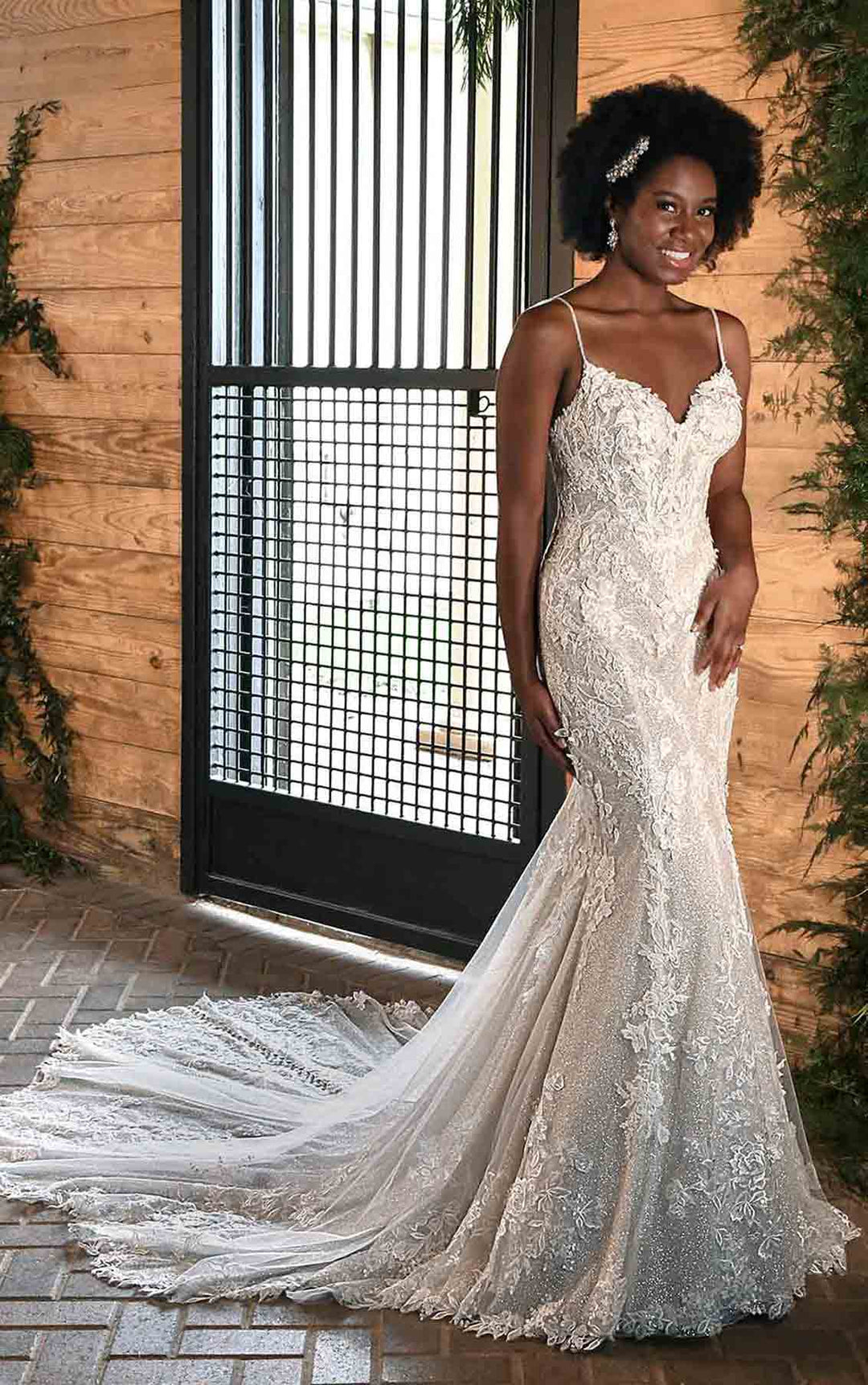 Essense of Australia D3372 - Size 12 Luxe Redux Bridal Essense of Australia D3372 - Size 12 Luxe Redux Bridal