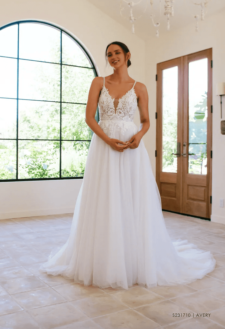 Evelyn Bridal Avery - Size 20