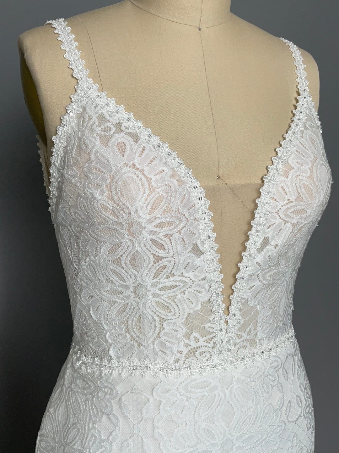 Evelyn Bridal Eve - Size 4