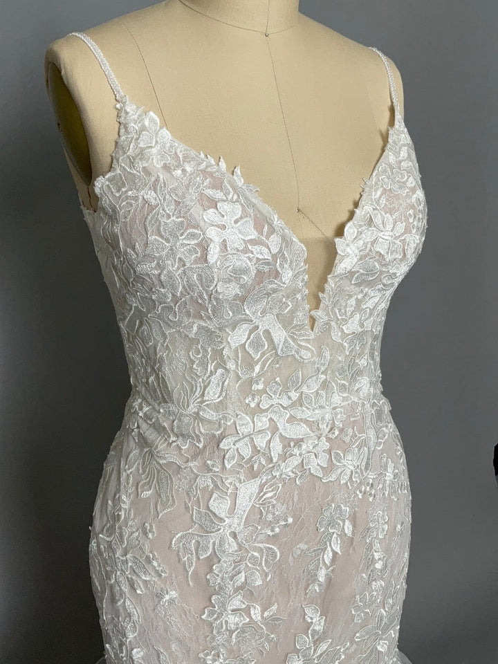 Evelyn Bridal Flora - Size 16