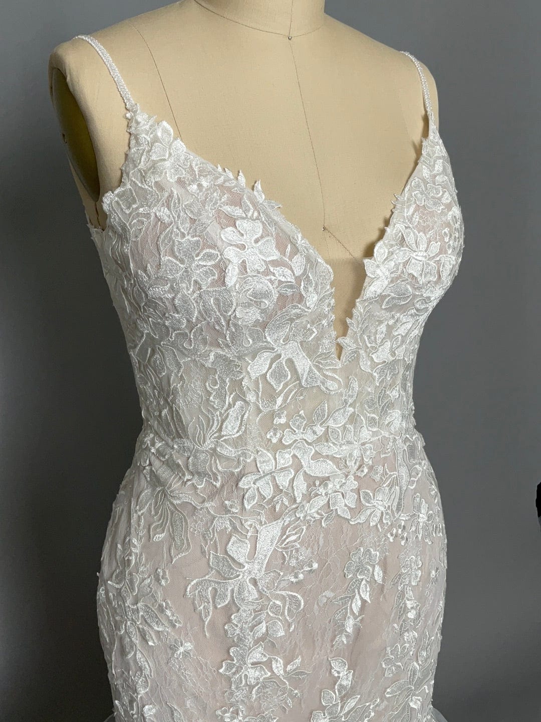 Evelyn Bridal Flora - Size 8